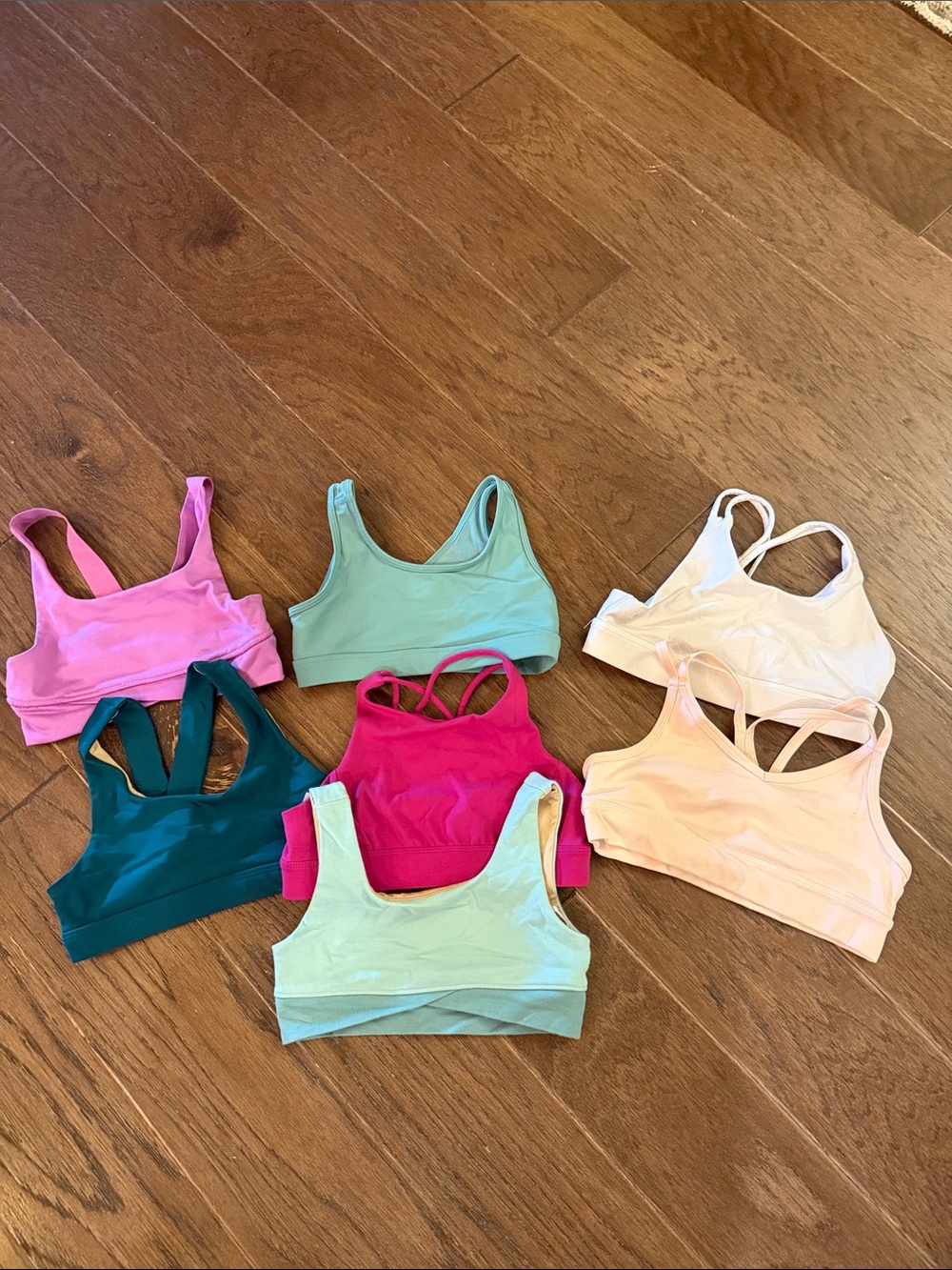 Girls Sports Bras - Multiple Colors - Small (all in motion old navy)